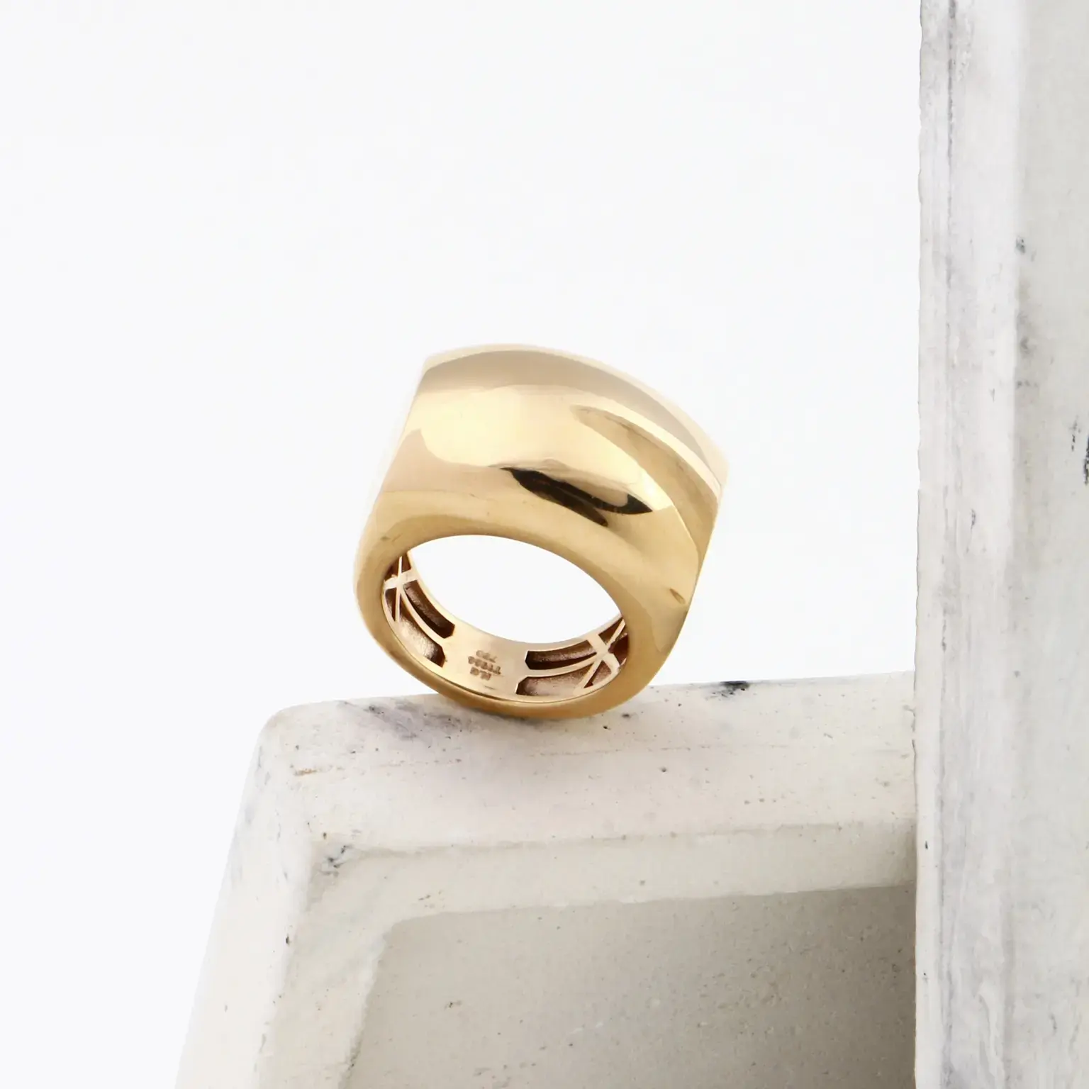 انگشتر دامله