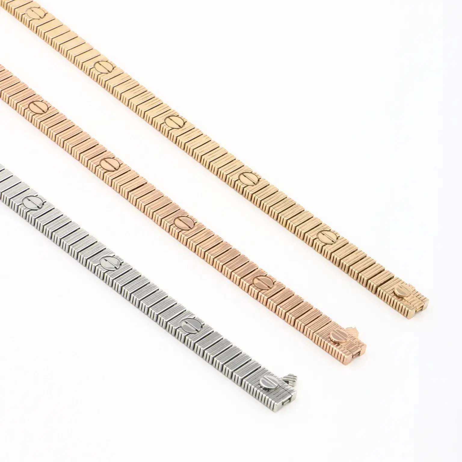 دستبند کارتیه لاو انلیمیتد رز